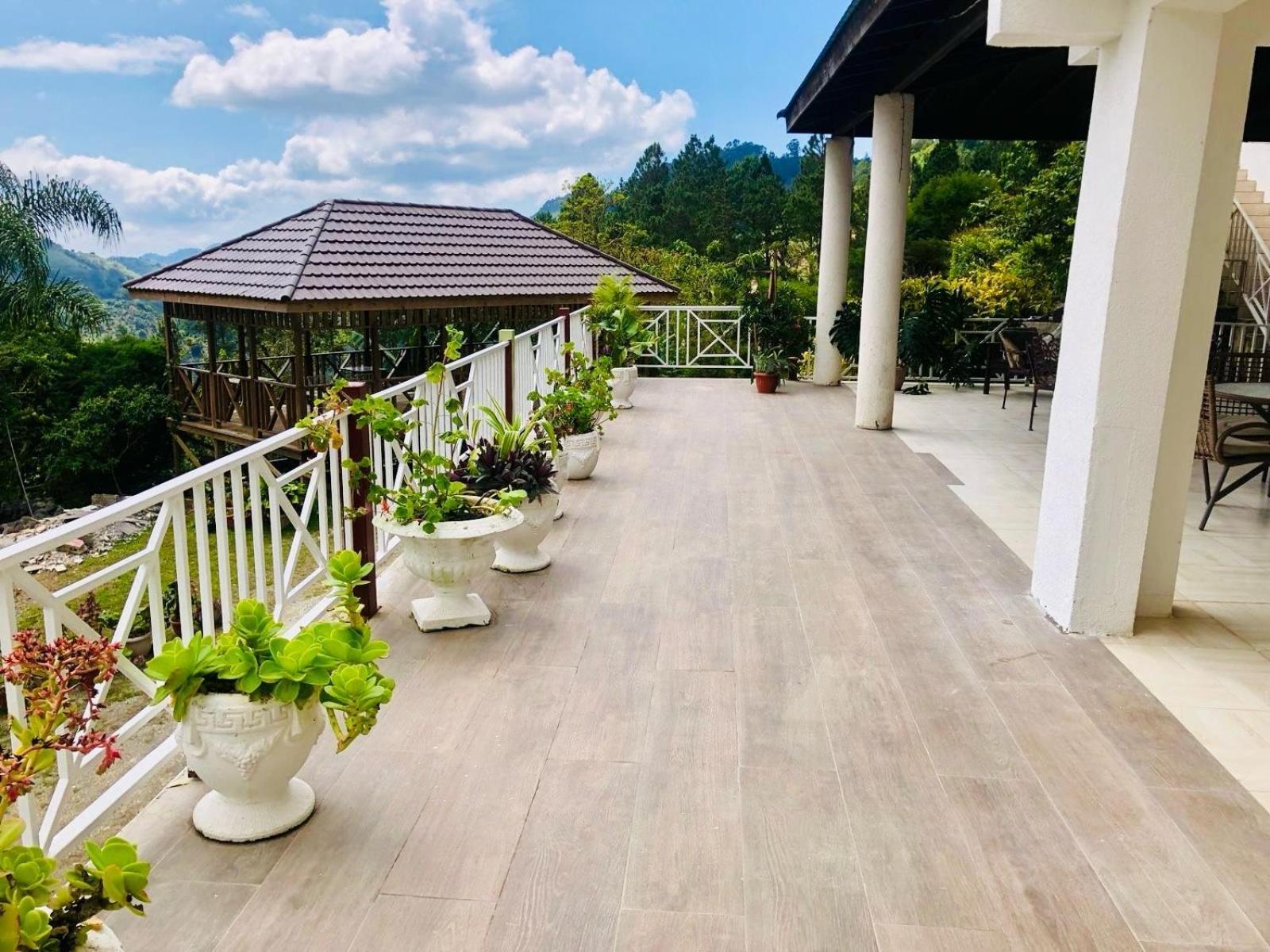 Starlight Chalet & Health Spa Spa Spring Exterior photo